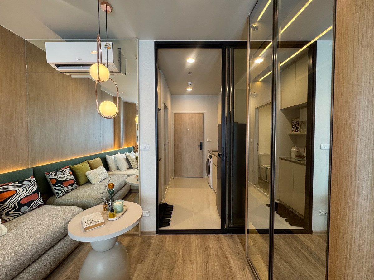 ขายคอนโดสุขุมวิท อโศก ทองหล่อ : ✨ Culture Thonglor 🚆 Only 250 meters from BTS Thonglor – easy walk!
🛏 Studio📏 26 sq.m.💰 Price: 3.99 MB
☎️Phat 064-642-8664