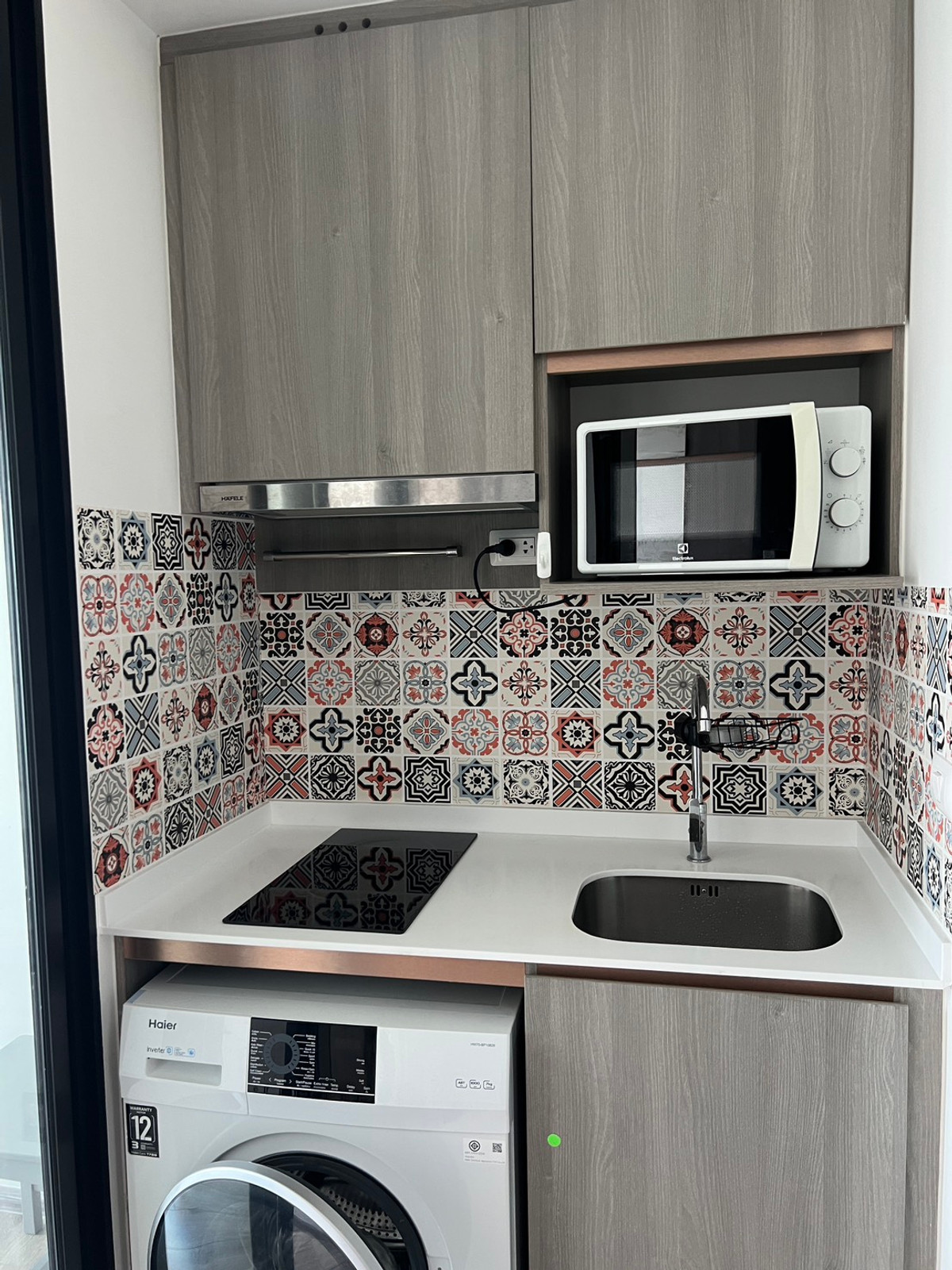 ให้เช่าคอนโดบางนา แบริ่ง ลาซาล : ***ให้เช่า ไนท์บริช คอลลาจ สุขุมวิท 107 คอนโดมิเนียม 1 ห้องนอน 1 ห้องน้ำ 33.62 ตร.ม. ชั้น 21 เฟอร์ครบ พร้อมเข้าอยู่ ปล่อยเช่า 15,000 บาท/เดือน