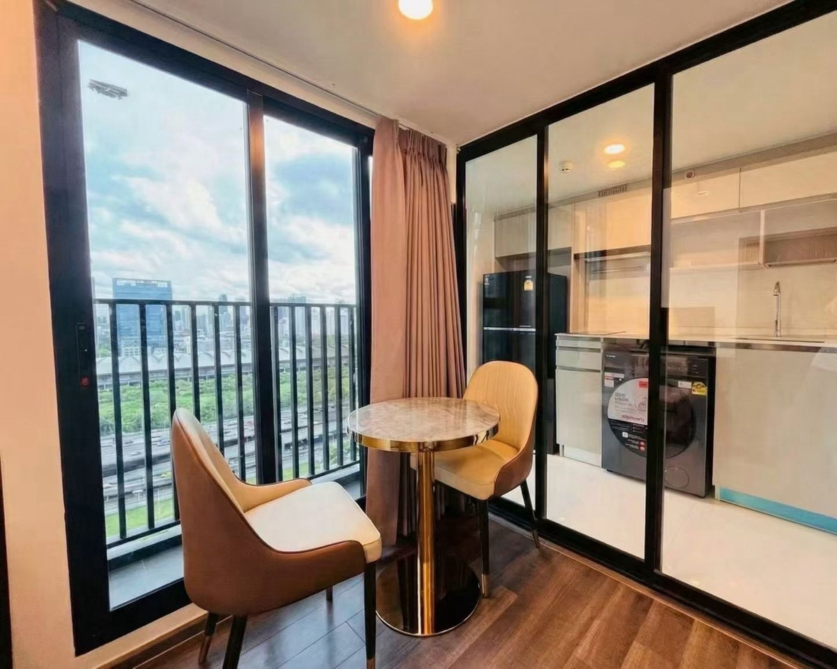 ให้เช่าคอนโดพระราม 9 เพชรบุรีตัดใหม่ RCA : KnightsBridge Space Rama 9 ไนท์​บริดจ์​ สเปซ​ พระรา​ม​ 9​ 