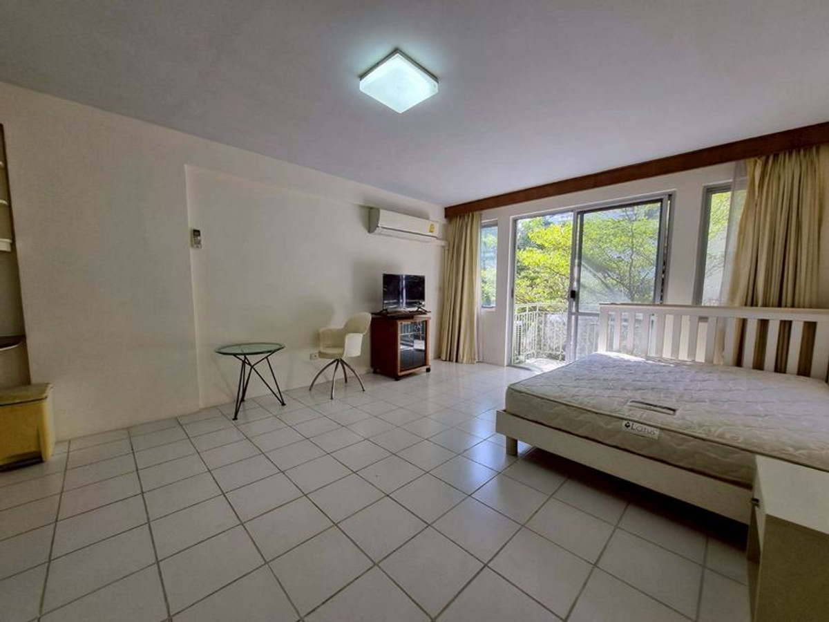 For RentCondoSukhumvit, Asoke, Thonglor : 💸 Only 15,000/month! Raintree Villa Thonglor, Studio room, garden view, has washing machine, ready to move in.