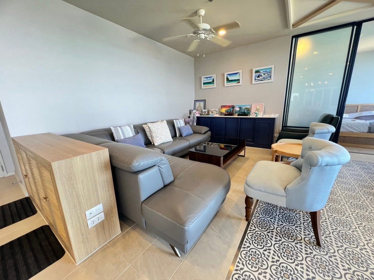 For SaleCondoCha-am Phetchaburi : Baan Thew-Talay Blue Sapphire Condo for Sale 3 Bedroom 158 sq.m 180 Degree Sea View Large Balcony Beachfront Next to Baba Beach Club Cha-am Hua Hin