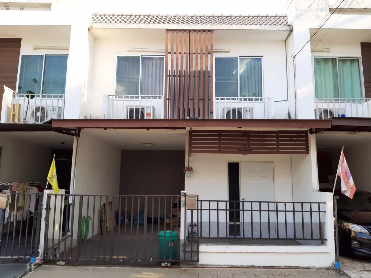 ให้เช่าทาวน์โฮมเกษตร นวมินทร์ ลาดปลาเค้า : ให้เช่า อารียาเดอะคัลเลอร์2 ลาดปลาเค้า 20,000บ ต่อเดือน