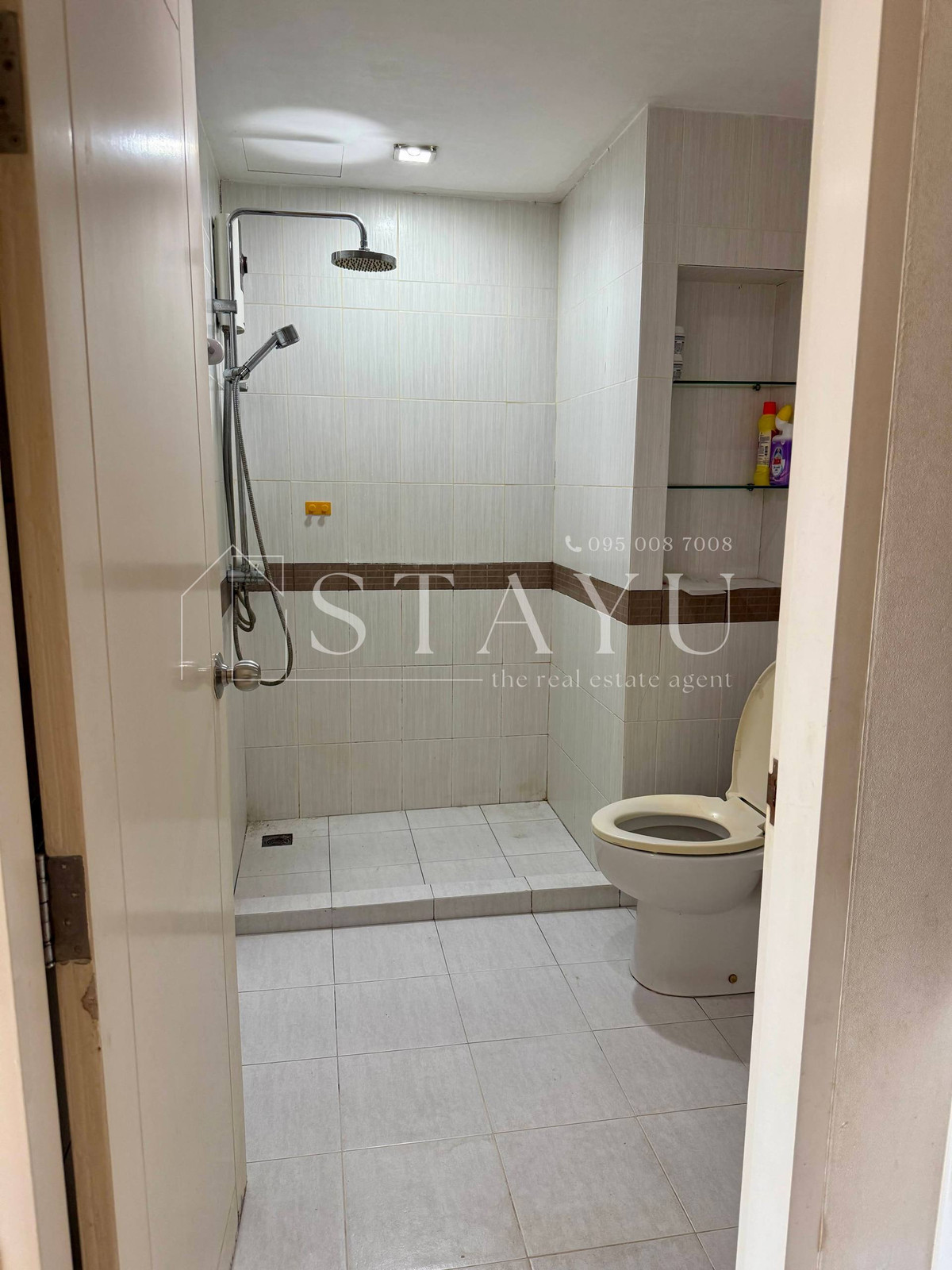 For RentCondoRama9, Petchburi, RCA : 🔥🔥 Owner selling at a loss!! Best price in the building!! Great value for anyone who gets it!! Fully furnished!! Ready to move in!! Casa Condo Asoke Dindaeng, near MRT Rama 9. Contact urgently before it’s gone!! 🔥🔥
