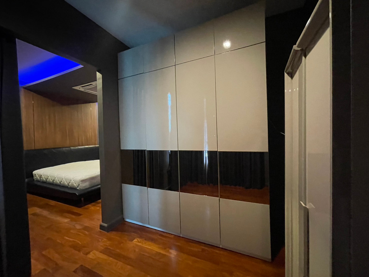 For RentHouseEakachai, Bang Bon : The Pavilla (Private Residences) Bangbon 3 Luxury House for Rent 4 Bedrooms 485 Sq.m. Please call: 062-496-6454