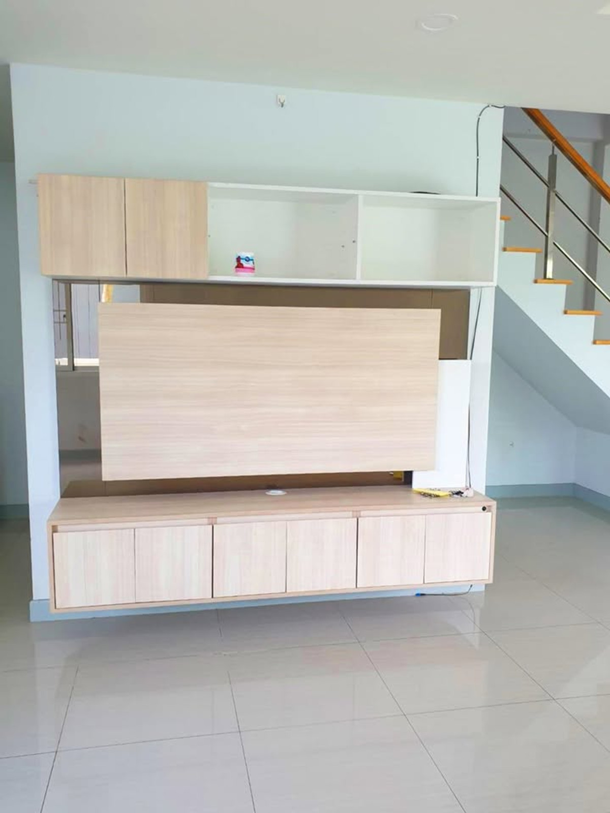 ให้เช่าบ้านสมุทรปราการ สำโรง : ให้เช่า บ้านแฝด 2 ชั้น ม.เมอริทแกรนด์ สุวรรณภูมิ บ้านสวย สภาพดี พร้อมอยู่ ทำเลดี เข้า-ออกได้หลายทาง ราคา 16,000 บาท