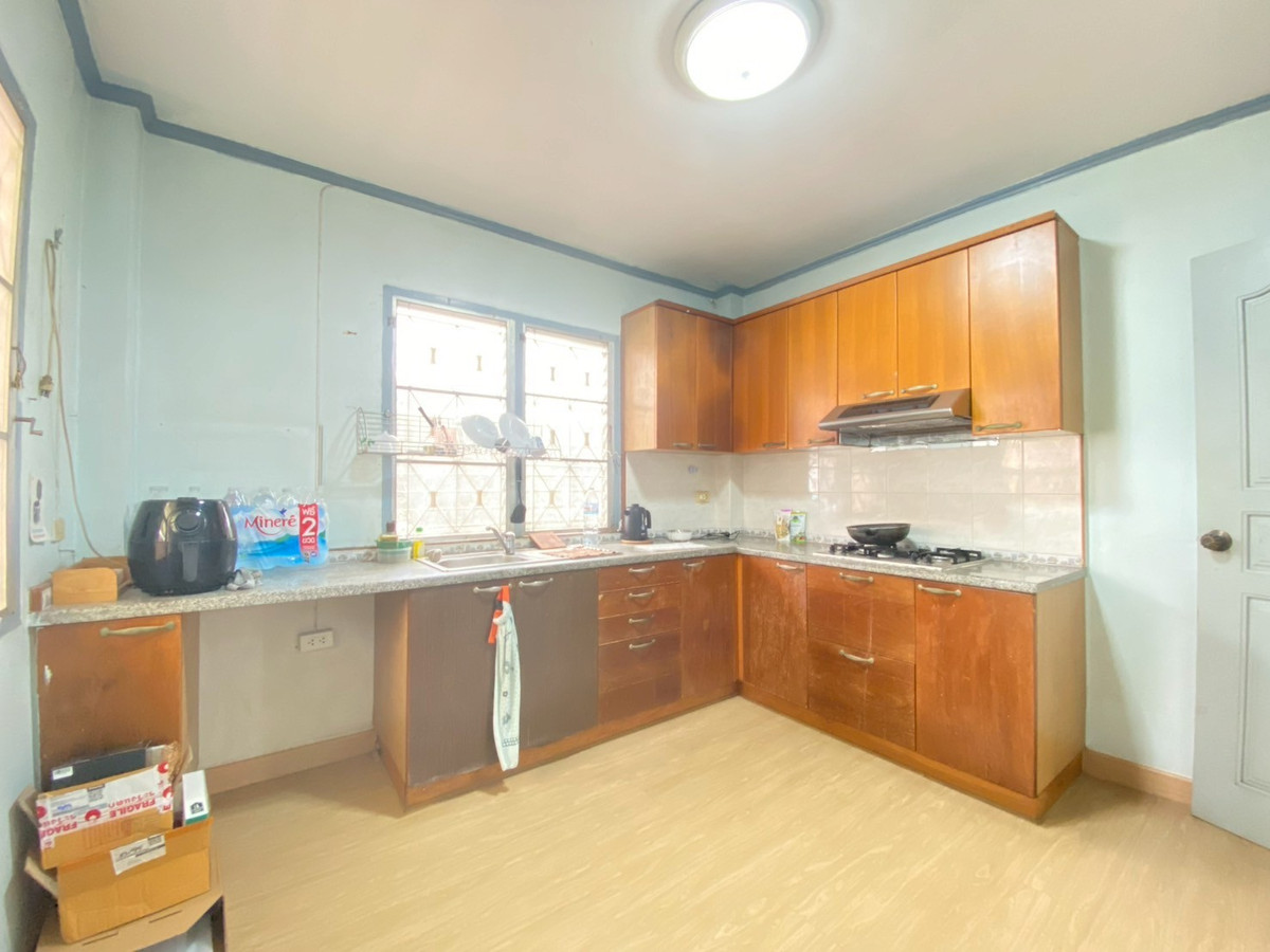 ขายบ้านสมุทรปราการ สำโรง : ขายบ้านเดี่ยว 2 ชั้น พร้อมอยู่ หมู่บ้านวรารมย์ เลควิลล์ บางพลี-สมุทรปราการ บ้านแต่งสวย ต่อเติมครบ | ทำเลดี | 