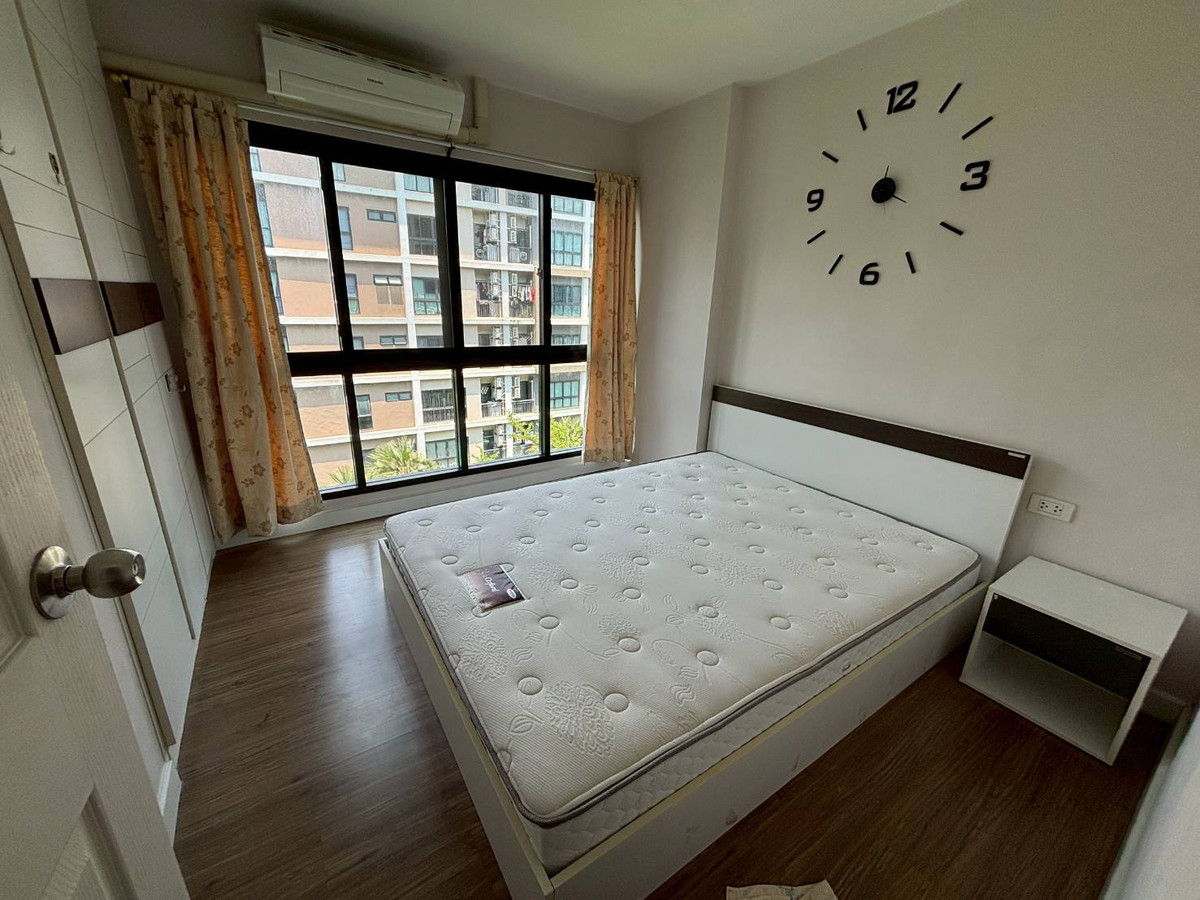 For RentCondoChaengwatana, Muangthong : 🥝🥝 (There is a washing machine) Condo for rent, Hallmark Ngamwongwan 🥝🥝 6th floor, size 28 sq m., swimming pool view, fully furnished, with washing machine.