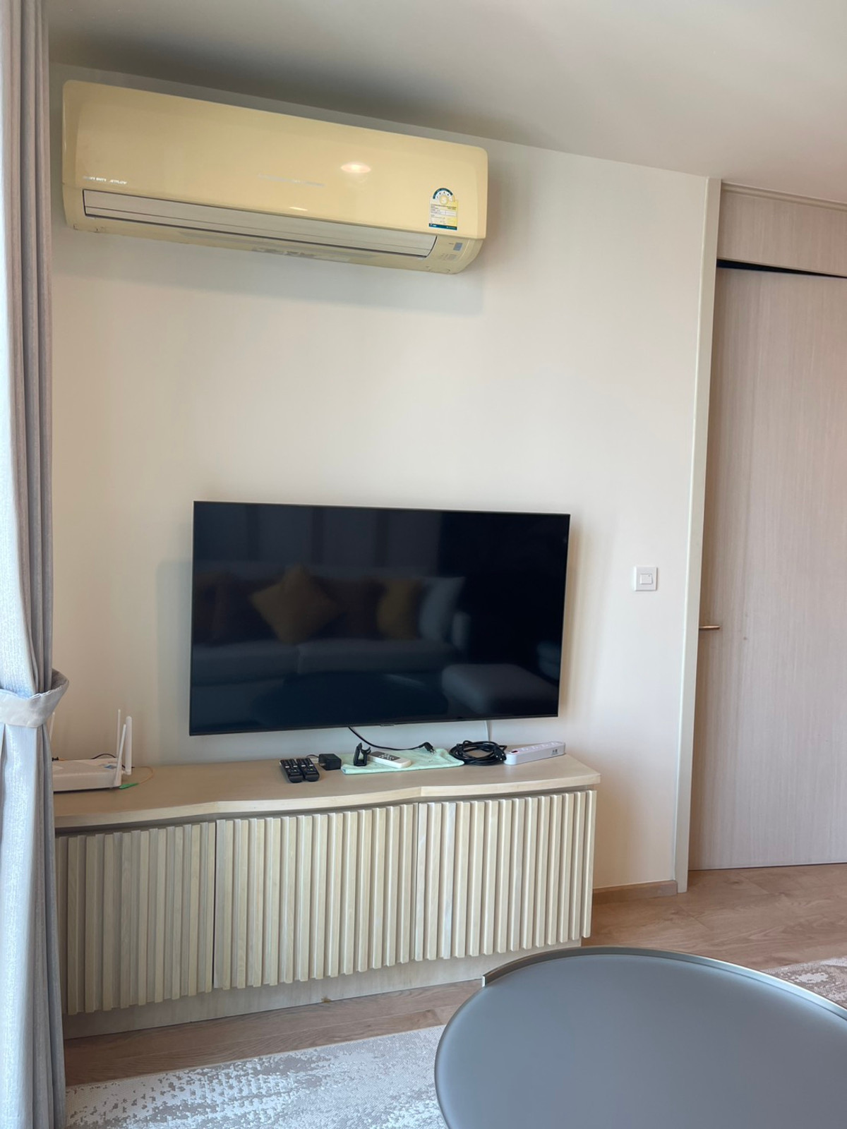 For RentCondoSukhumvit, Asoke, Thonglor : Condo for rent Noble Recole 2 bedrooms 2 bathrooms Fully furnished. Ready to move in!