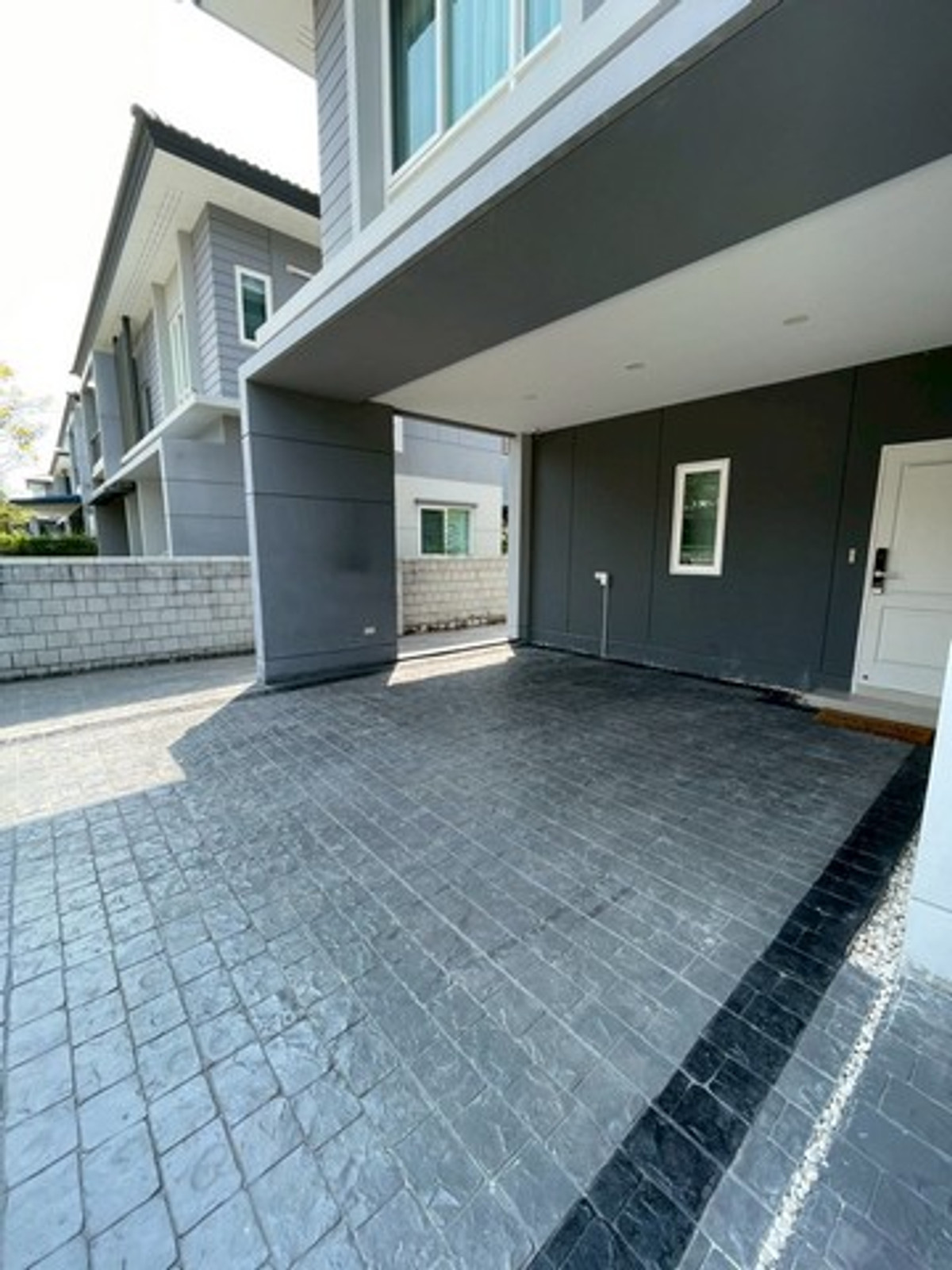 ให้เช่าบ้านบางนา แบริ่ง ลาซาล : HR3349ให้เช่า Centro บางนา-วงแหวน หลังมุม บ้านเดี่ยวไซส์ใหญ่ เฟอร์ครบพร้อมอยู่ | ใกล้ Mega Bangna 