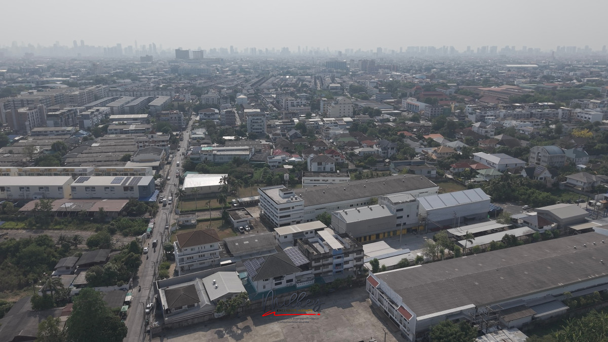 ขายที่ดินลาดพร้าว101 แฮปปี้แลนด์ : 🔥ที่ดินแปลงใหญ่ใจกลางกรุงเทพฯ🔥ราคาต่ำกว่าตลาดเกือบ3เท่า…เหมาะสำหรับนักลงทุน🚩 ขายที่ดิน แถมโรงงาน รง.4 กำไร..ตั้งแต่วันที่ซื้อ✨