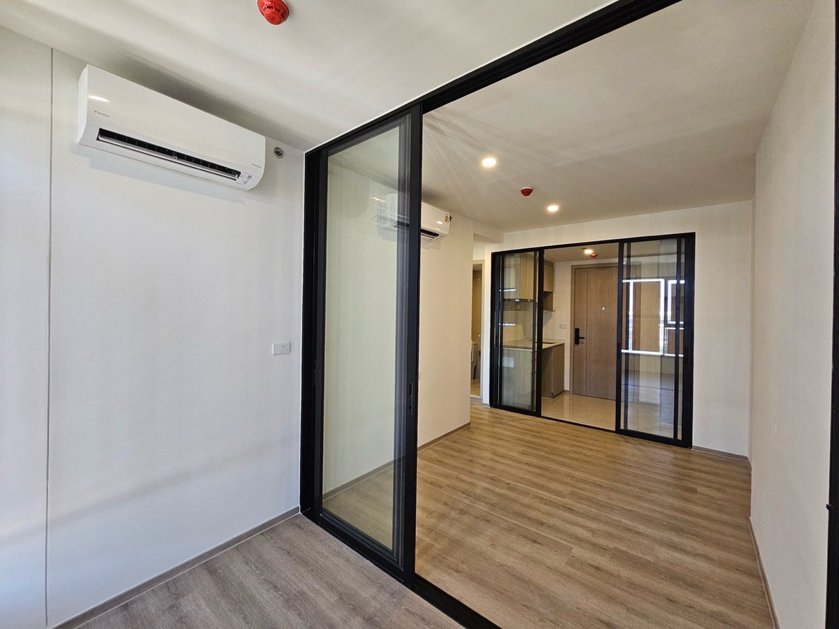 ขายคอนโดบางนา แบริ่ง ลาซาล : อยู่สบาย ฟังก์ชันครบ ทำเลดี เดินทางสะดวก
ใกล้ MRT ศรีเอี่ยม
จองวันนี้ รับฟรีเครื่องใช้ไฟฟ้า ก่อนหมด 🔥