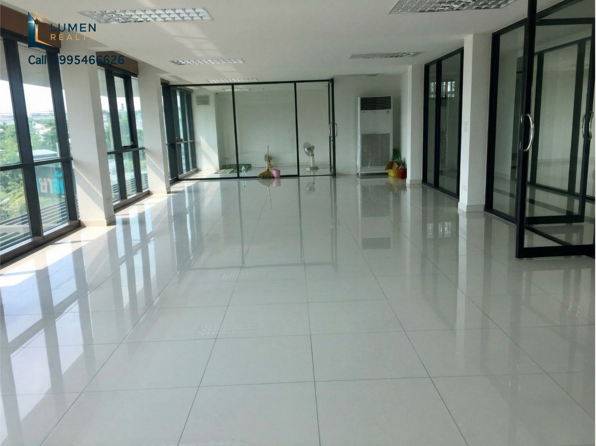 ขายอาคารพาณิชย์นวมินทร์ รามอินทรา : [ขาย-เช่าด่วน!] อาคารสำนักงานหัวมุม ทำเลทองคู้บอน – พื้นที่ใช้สอยยักษ์ 1,700 ตร.ม. ✨🏢