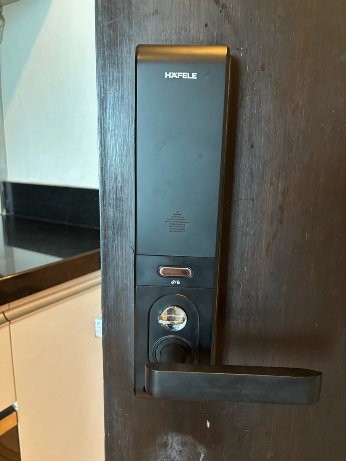 For RentCondoOnnut, Udomsuk : New Luxury Scented Room at Skywalk Residences – Only 22,000 THB/Month! ✨🏙️
รีบเลย ห้องใหม่หอมกลิ่นหรูมาก ที่ Skywalk Residences ใกล้ BTS พระโขนง เดินเพียงไม่กี่นาที 🚆