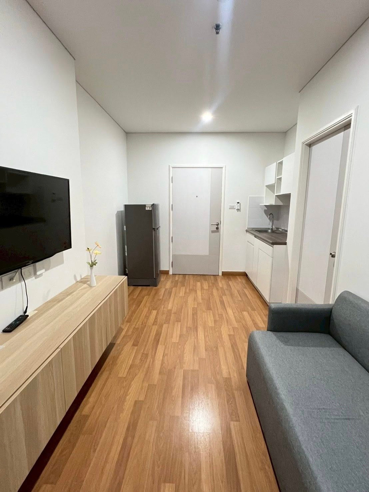 ให้เช่าคอนโดพระราม 3 สาธุประดิษฐ์ : ให้เช่า Lumpini Place Rama 3-Riverview เช่าระยะสั้นได้! 6 เดือนก็ราคาเดิม ห้องแต่งครบชั้นสูง ลุมพินี พระราม 3