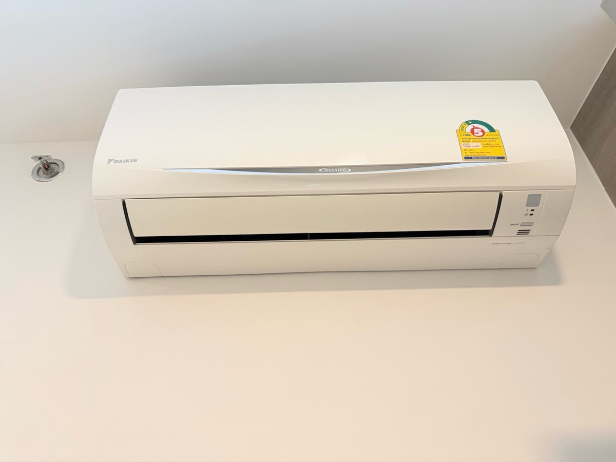 For RentCondoBangna, Bearing, Lasalle : knights bridge collage condo Sukumvit 107