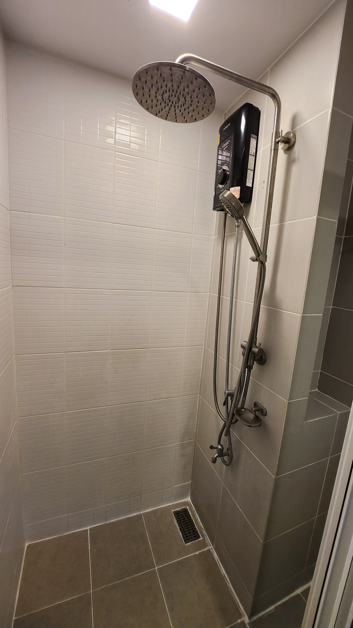 ขายคอนโดแจ้งวัฒนะ เมืองทอง : 📣 [For Sale] ขายด่วน !! คอนโด Atmoz Chaengwattana