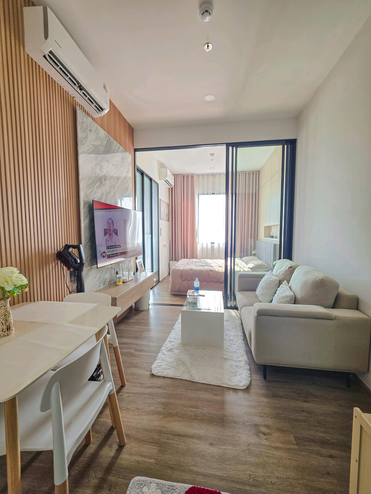 For RentCondoBangna, Bearing, Lasalle : High rise low carbon condo 
Flexi maga Spec bangna