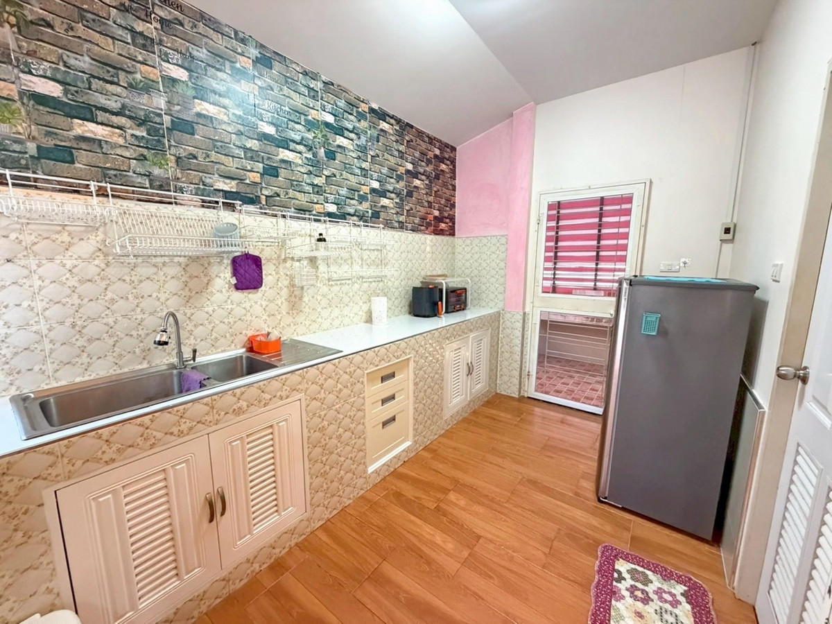 For SaleHouseHuahin, Prachuap Khiri Khan, Pran Buri : House for sale in Bo Fai, Hua Hin, with tenants, having immediate income.