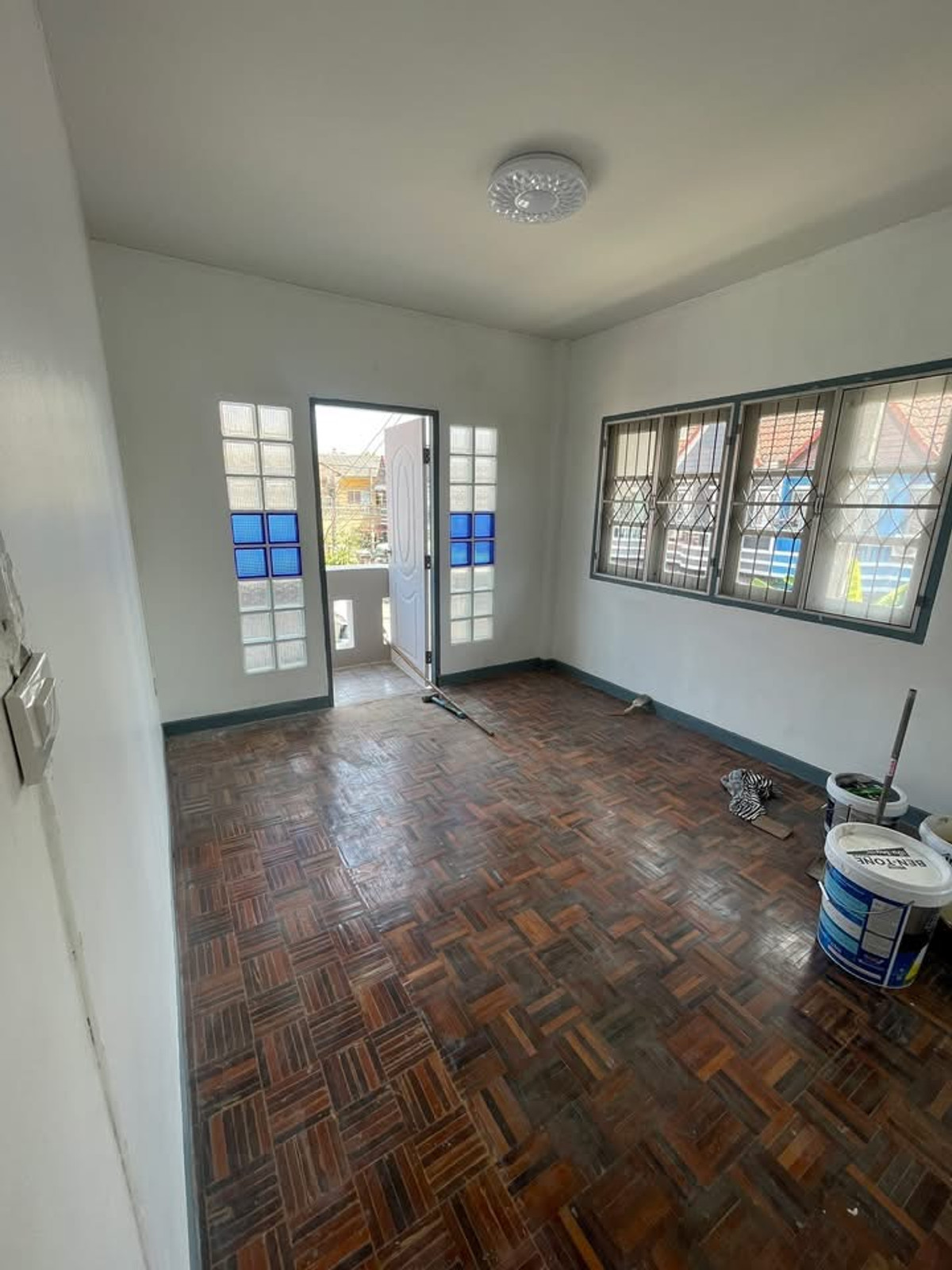 ขายทาวน์โฮมเกษตร นวมินทร์ ลาดปลาเค้า : หมู่บ้านกัญจน์เพชร 3 / 3 ห้องนอน (ขาย), Kanjpetch 3 Village / 3 Bedrooms (FOR SALE) MNT063