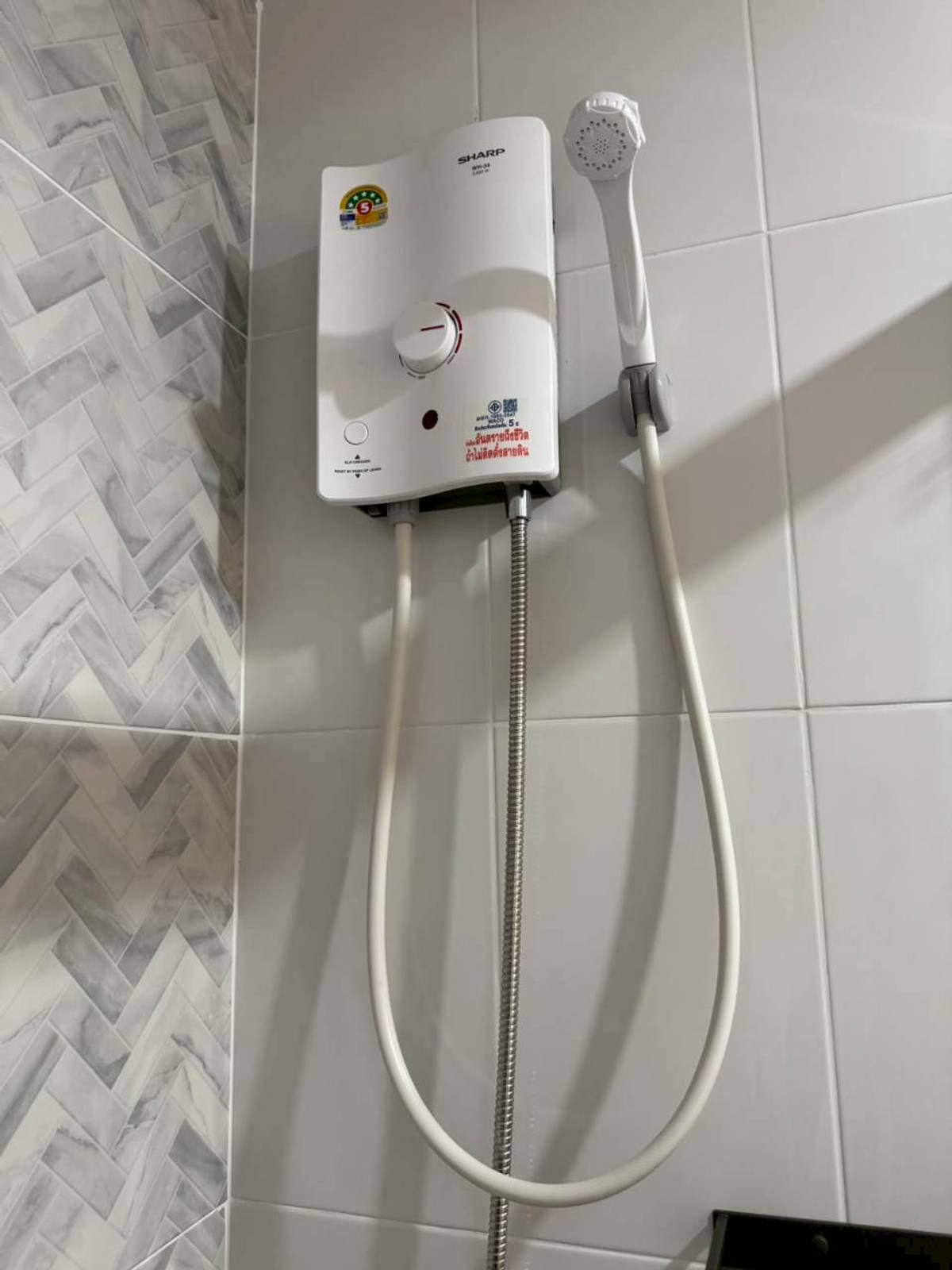 ให้เช่าคอนโดบางนา แบริ่ง ลาซาล : ✅ REGBN128 ✅ Line : @p2nproperty