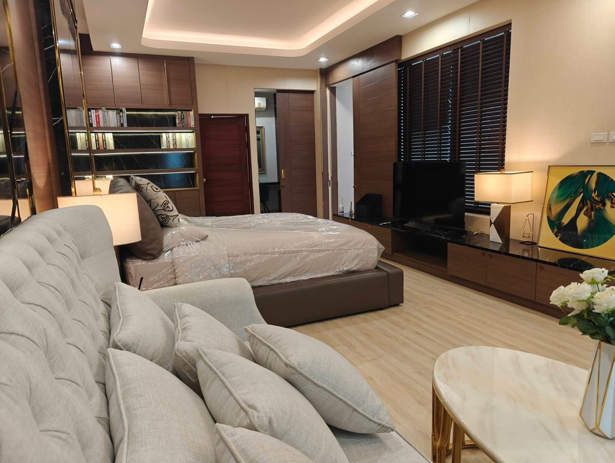 ให้เช่าบ้านโชคชัย4 ลาดพร้าว71 : 💎Home Office For Rent🏡Diamond Ville ใกล้ สถานีรถไฟฟ้าโชคชัย4เพียง500เมตร เฟอร์นิเจอร์ครบ พร้อมอยู่ | 4ห้องนอน4ห้องน้ำ จดบริษัทได้✅