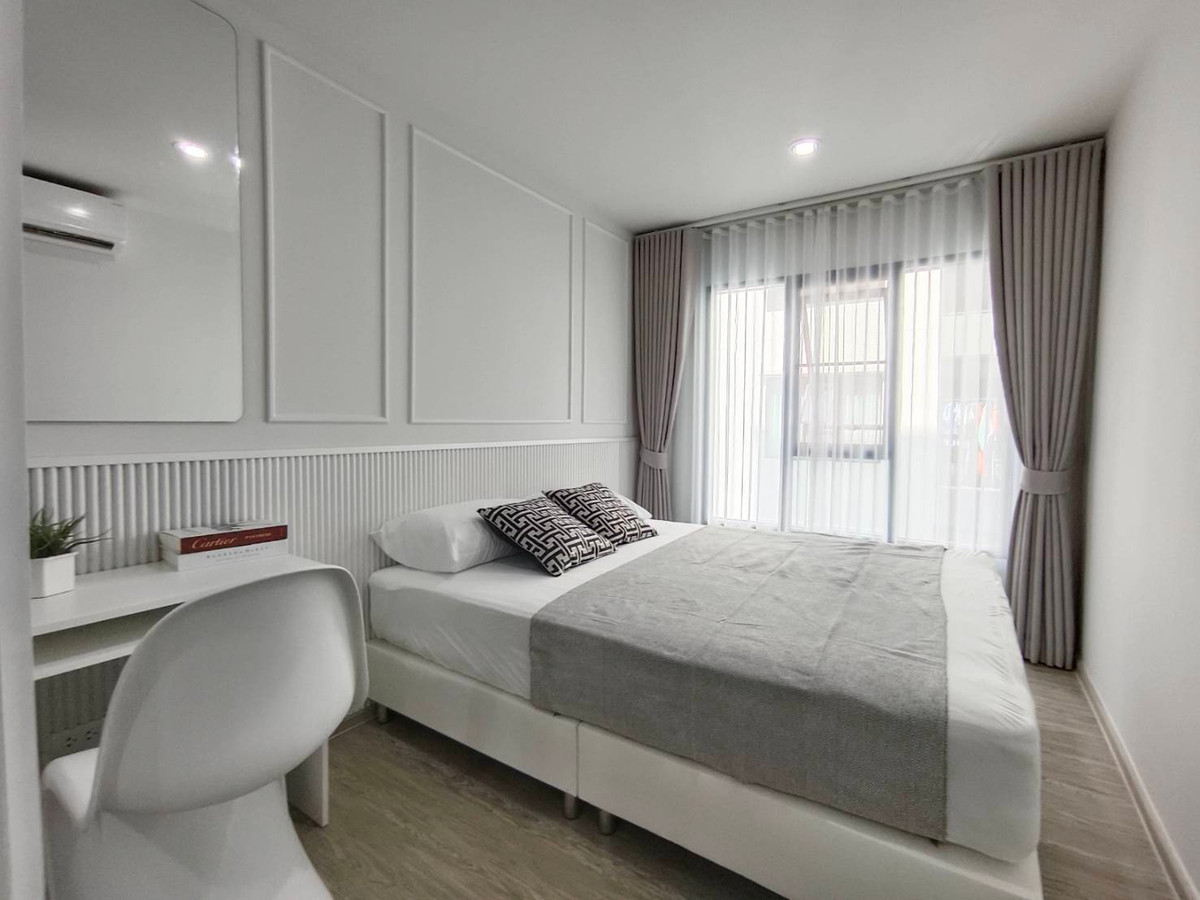 ให้เช่าคอนโดรามคำแหง หัวหมาก : ✨🏙️ เดิน 3 นาทีถึง ARL หัวหมาก | วิวสระน้ำ เฟอร์ครบ | RYE Huamak 🚆💦