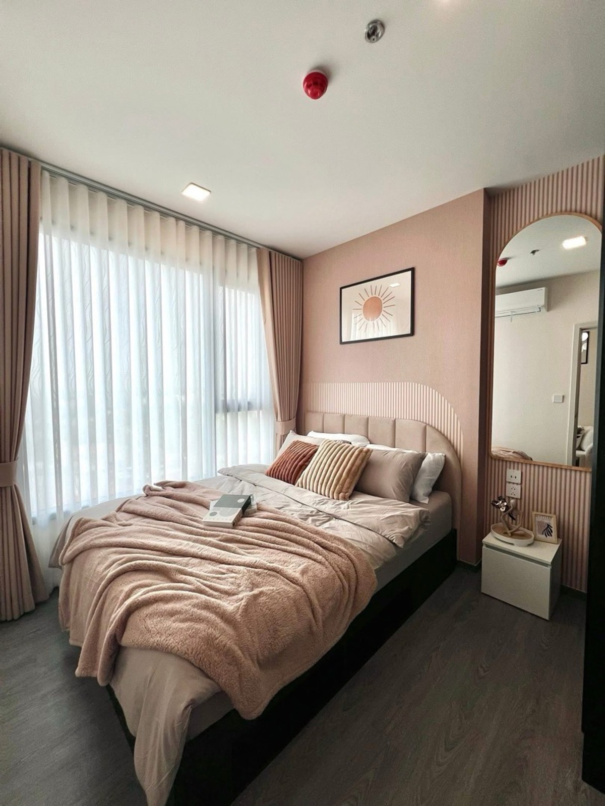 ให้เช่าคอนโดปทุมธานี รังสิต ธรรมศาสตร์ : ให้เช่า Modiz​ Avantgarde ห้องใหม่✨ ใกล้ ม.ธรรมศาสตร์ 2ห้องนอน 
1 ห้องนอน 1 ห้องทำงาน(เพิ่มเตียงได้) ครัวแยก 37 ตรม. ชั้น 22