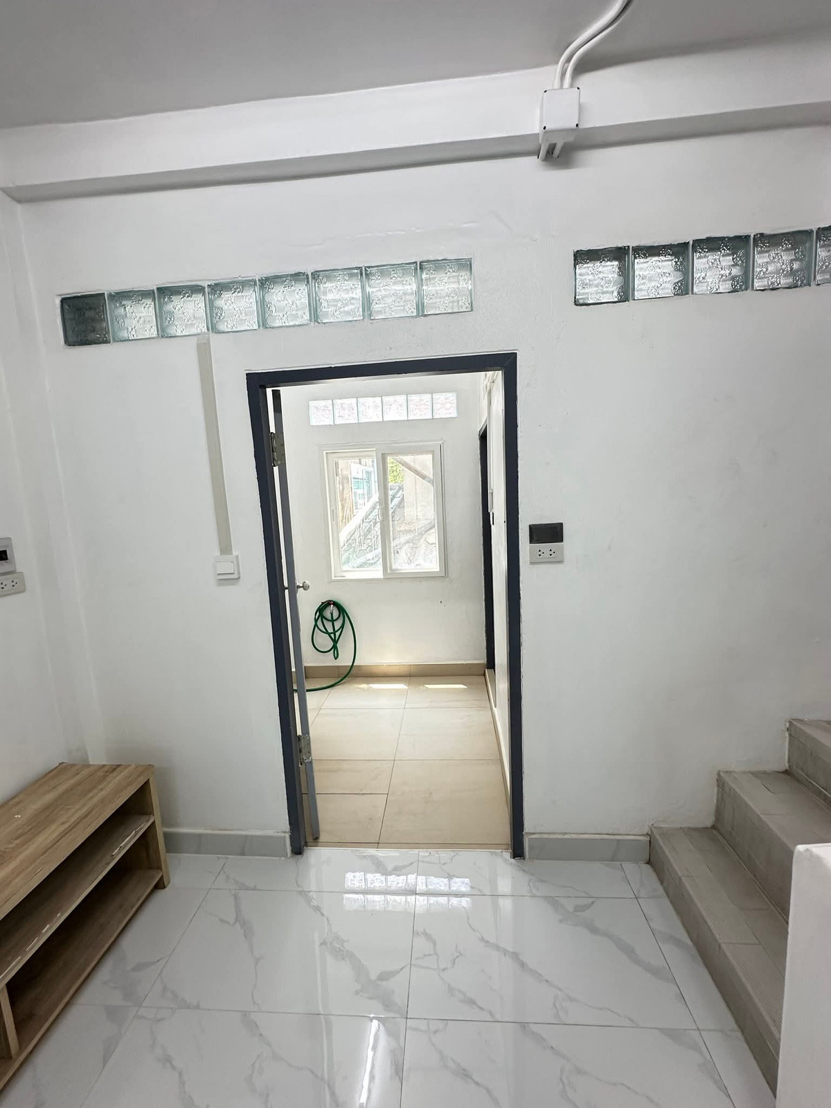 ให้เช่าทาวน์โฮมบางซื่อ วงศ์สว่าง เตาปูน : ให้เช่าทาวน์โฮม 3 ชั้น ทำเลประชาชื่น ใกล้ ม.ธุรกิจบัณฑิตย์ (DPU) 