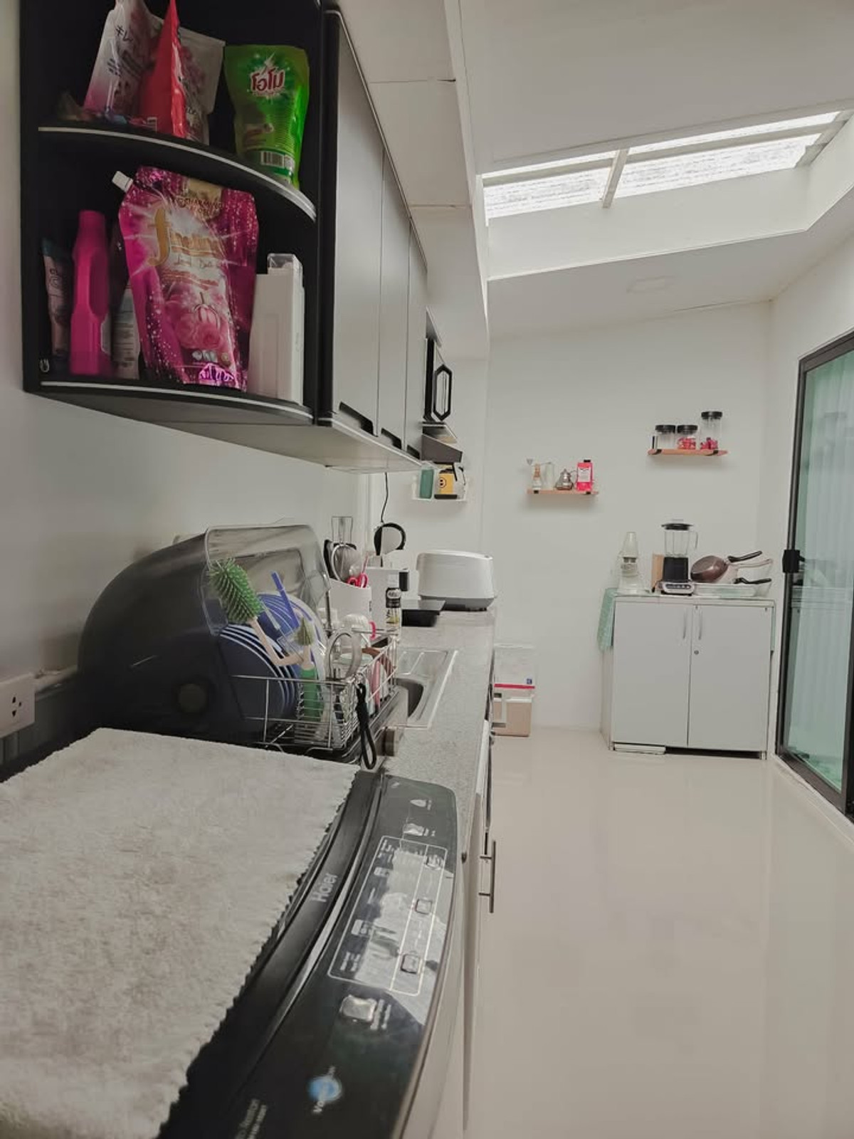 ขายทาวน์โฮมขอนแก่น : ทาวน์โฮม 2 ชั้น พฤกษา แอร์พอร์ต แต่งสวย ใกล้สนามบินขอนแก่น เฟอร์ครบ หิ้วกระเป๋าเข้าอยู่ได้เลย