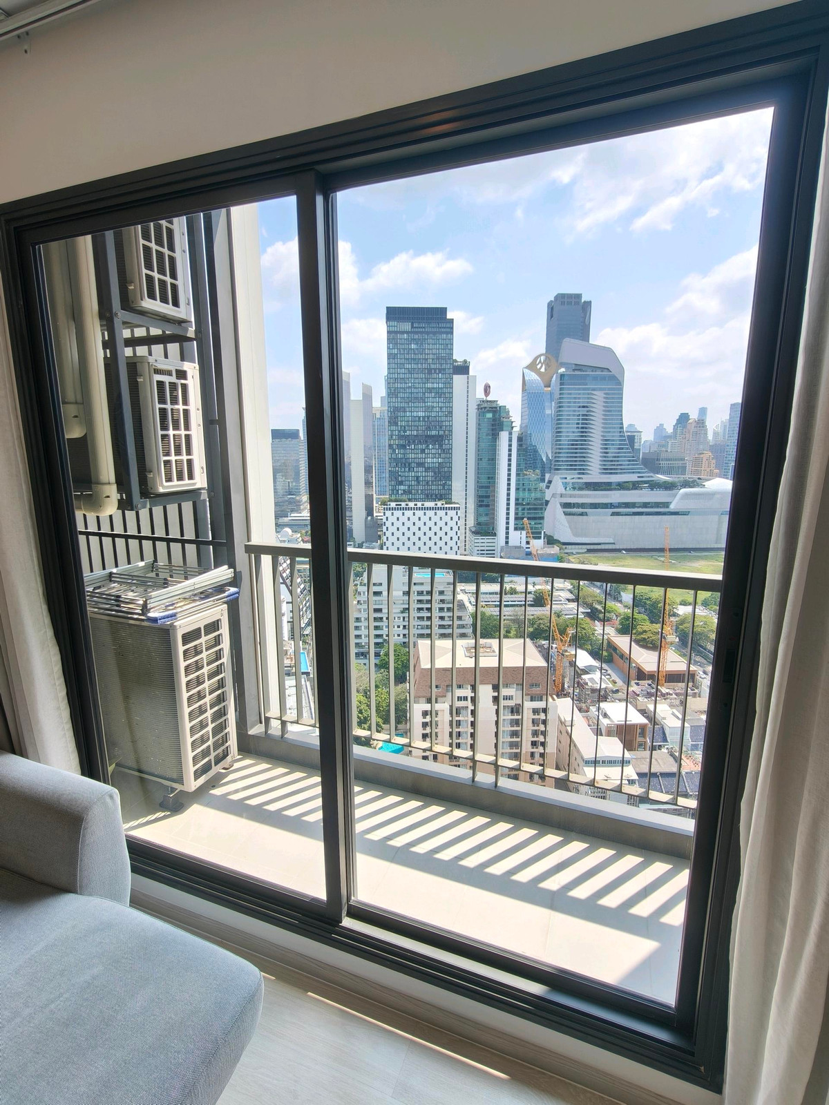 ให้เช่าคอนโดวิทยุ ชิดลม หลังสวน : ให้เช่า / Rent Condo Life One Wireless, 2 Bedroom ใกล้ BTS Chidlom,BTS Phloen Chit, Central Embassy, Central Chidlom

