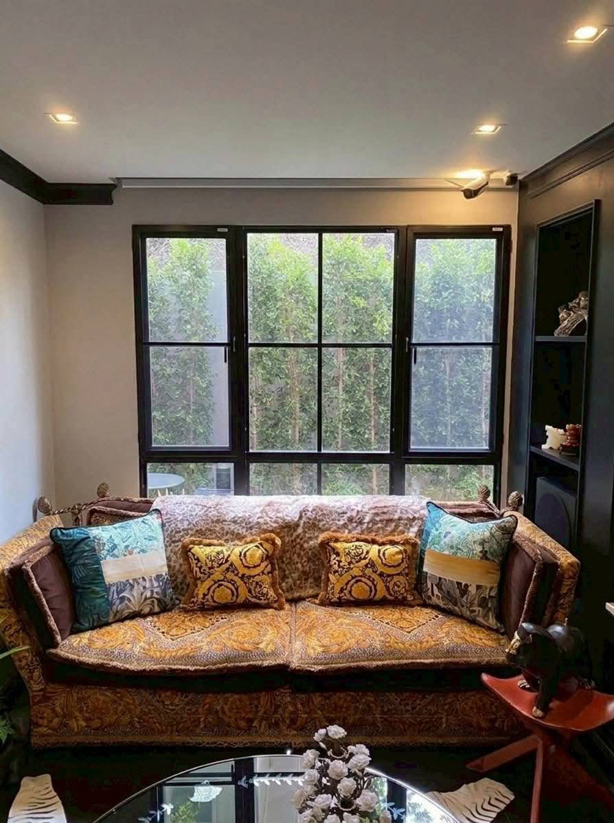 ขายคอนโดวิทยุ ชิดลม หลังสวน : Duplex 3 ห้องนอน ย่านหลังสวน ฟีลไลค์โฮม ห้องใหญ่พื้นที่ใช้สอยเยอะ มีสวนร่มรื่น✨Na Vara Residence✨ 3 ห้องนอน 3 ห้องน้ำ ขนาด 182 ตร.ม ใกล้ BTS / MRT ชิดลม (0.4 กม.) Tel.0982645161 