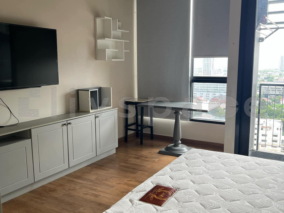 ให้เช่าคอนโดสะพานควาย จตุจักร : ▚ LI115ツ ให้เช่า: The Editor 1BR 28.25sqm. 17K ✨ ห้องมุม Type ประตูกั้นหายาก เฟอร์ครบ ทีวีใหญ่ติดผนัง 🏙️