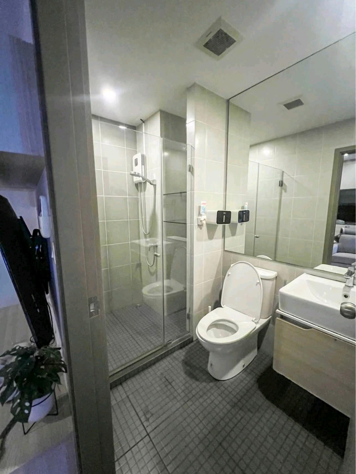 ให้เช่าคอนโดบางนา แบริ่ง ลาซาล : คอนโดทำเลดี ใกล้ BTS เดินทางสะดวก เข้าเมืองง่าย เหมาะกับคนทำงานสุดๆ