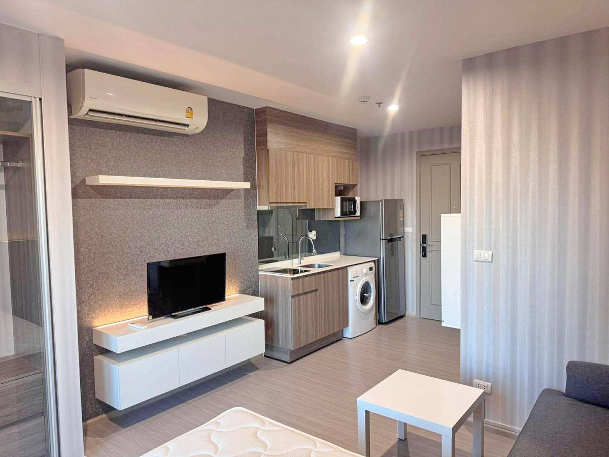 For RentCondoBang kae, Phetkasem : Condo for rent, The Parkland Phetkasem 56, next to Seacon Bang Khae, MRTMRT Phasi Charoen.