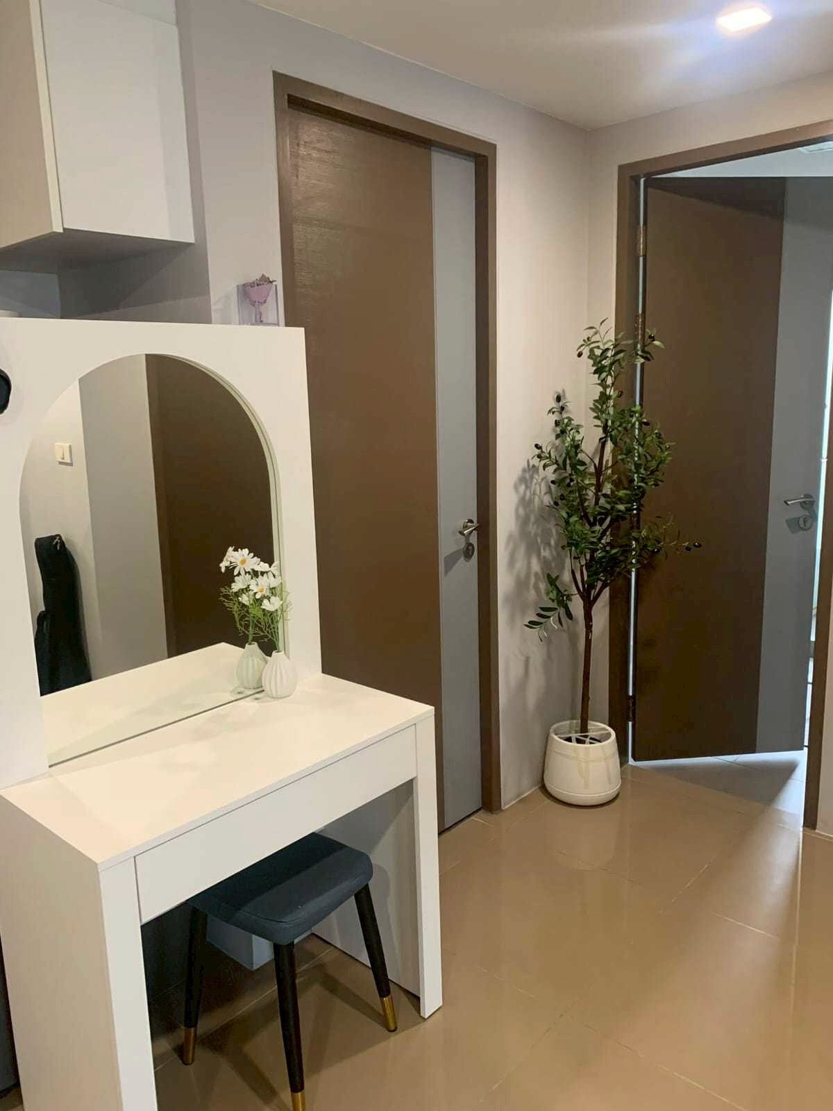 ให้เช่าคอนโดสุขุมวิท อโศก ทองหล่อ : 💎 GT16247  | คอนโด Mirage Sukhumvit  27 เดินทางสะดวก ใกล้รถไฟฟ้า มีรถรับส่ง เฟอร์นิเจอร์ครบ พร้อมอยู่!!