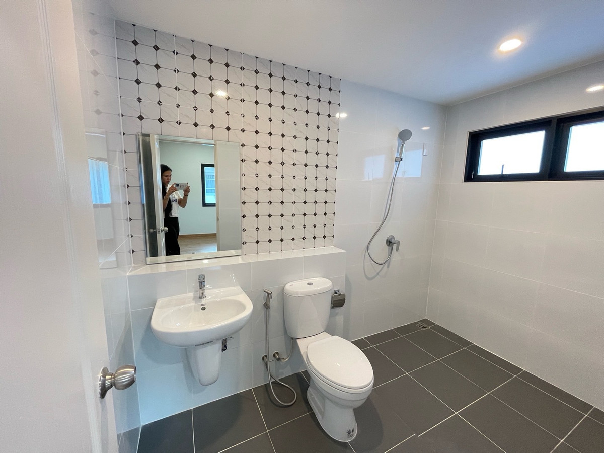 ขายบ้านมีนบุรี-ร่มเกล้า : บ้านเดี่ยวรีโนเวทใหม่พร้อมเข้าอยู่