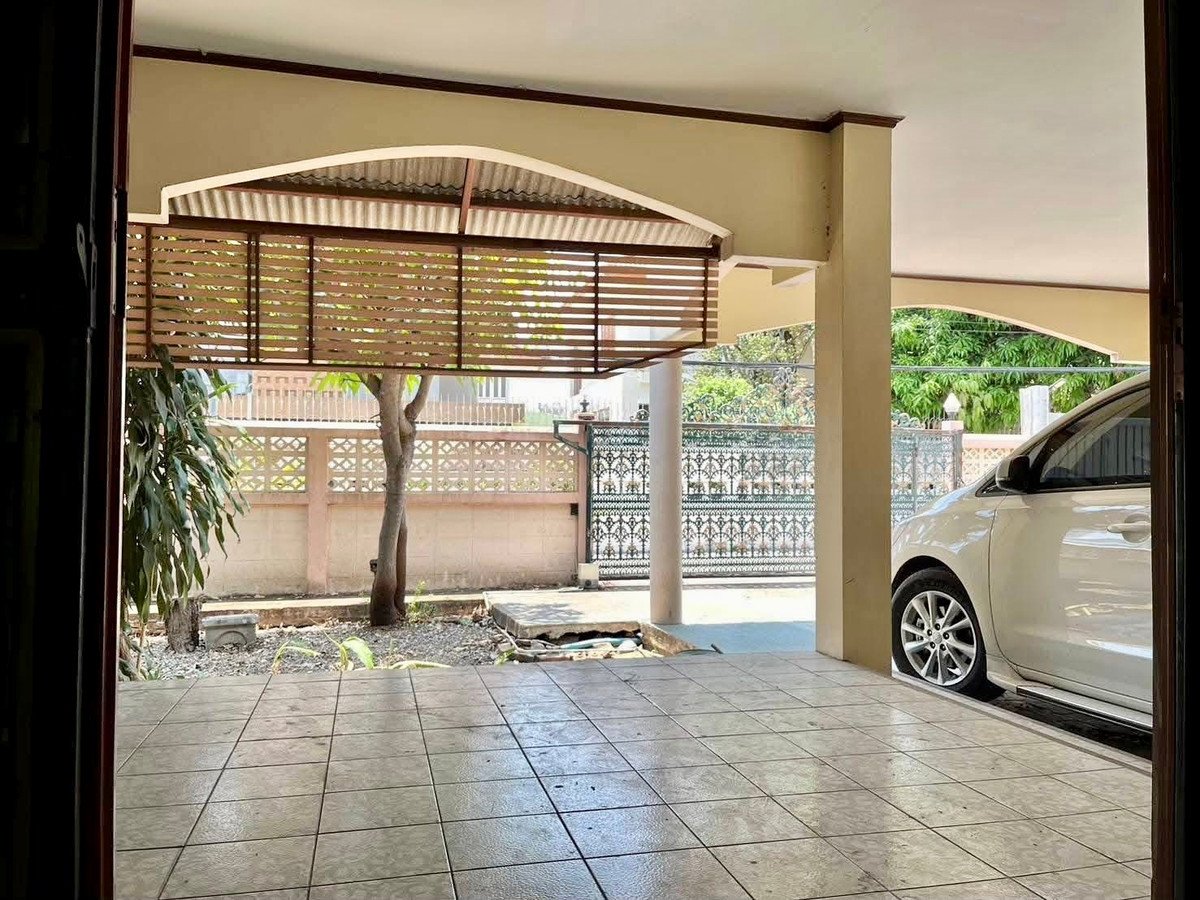 ขายบ้านพระราม 5 ราชพฤกษ์ บางกรวย : บ้านเดี่ยว ติวานนท์ 14 แยก 4 / 3 ห้องนอน (ขาย), Detached House Tiwanon 14 Alley Yaek 4 / 3 Bedrooms (FOR SALE) BNS025