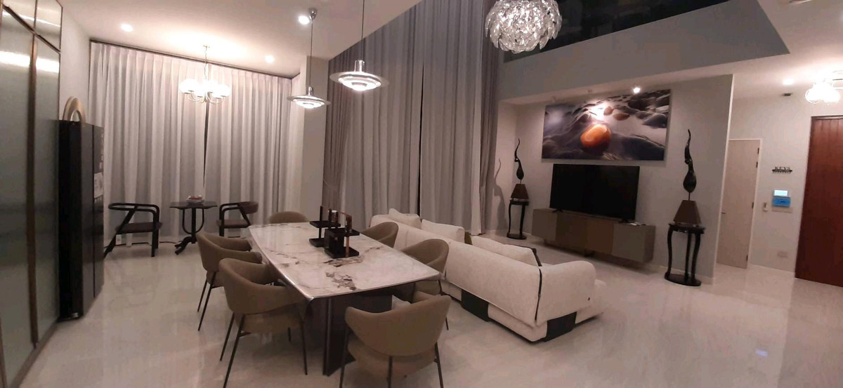 For RentHouseYothinpattana,CDC : Luxury 3-story house, 8 bedrooms, fully furnished, beautifully decorated, for rent in Yothin Phatthana-Ramindra area, near Crystal Design Center (CDC), only 2.3 km.