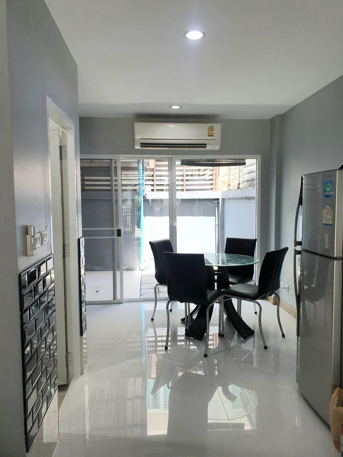 For RentTownhomeSathorn, Narathiwat : S04-0113 Townhome for Rent: Thanapat Haus Sathorn-Narathiwas (Rama 3)
