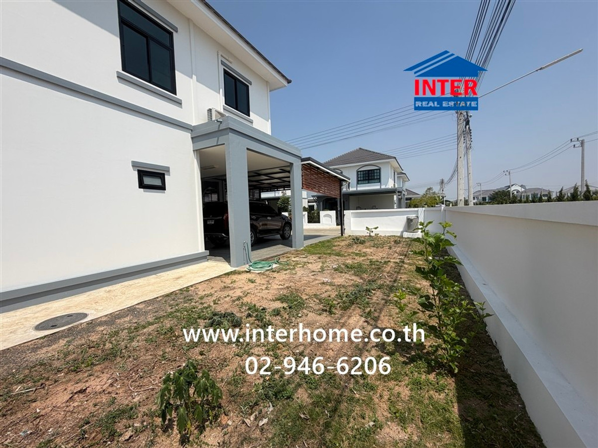 For SaleHouseBuri Ram : 2-story detached house, 67.9 sq m, Thada Diasis Village. Near Sarasas Witaed Buriram School, Soi Thada Soi 2, Road No. 3021 Road number 288 (Luang Mueang Road) Mueang Buriram, Buriram