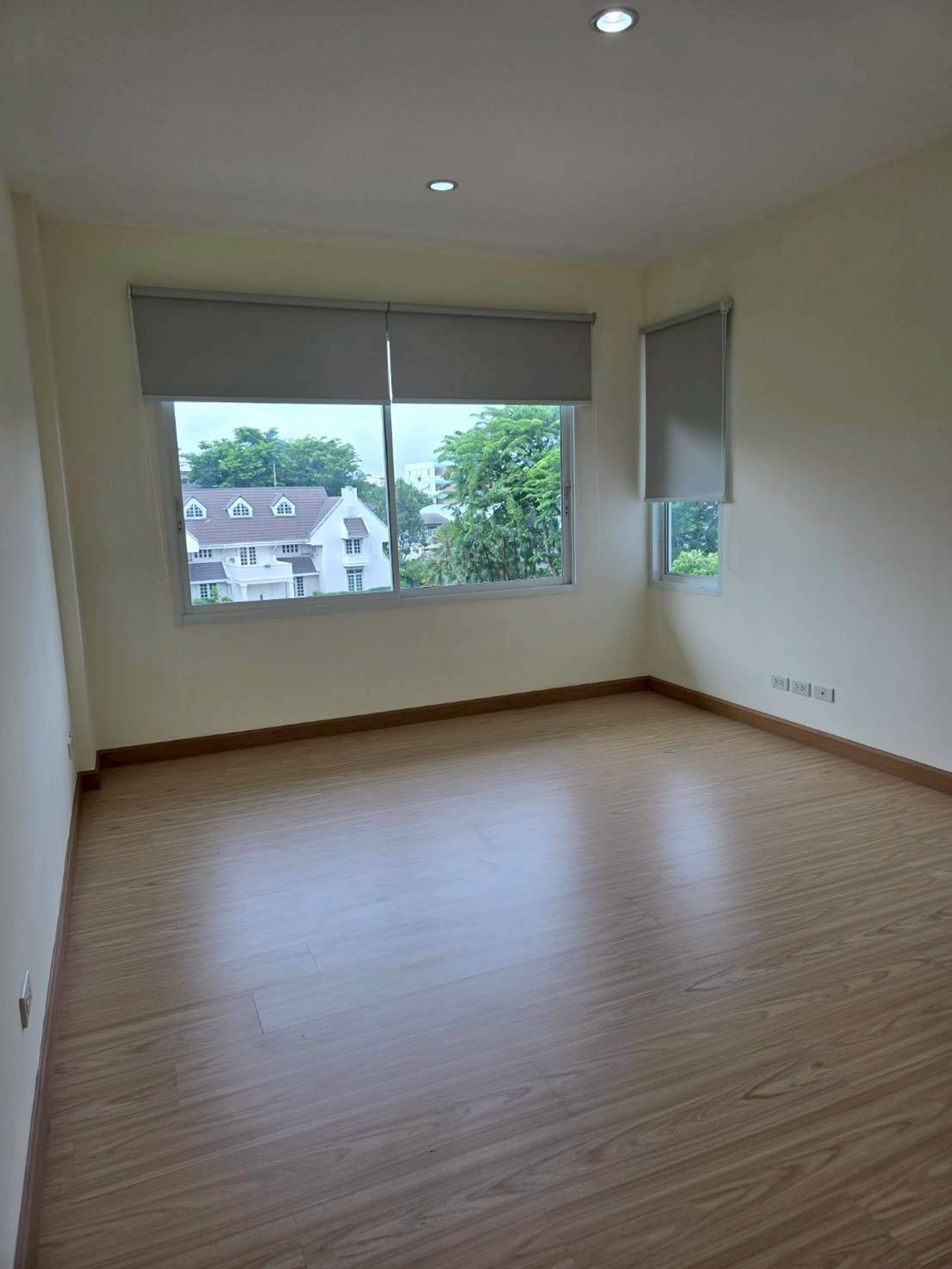 ให้เช่าทาวน์โฮมโชคชัย4 ลาดพร้าว71 : 💥CP-10581💥ว่าง ให้ เช่า  ทาวน์โฮม 3 ชั้น โครงการ ฟีล ลาดพร้าว 71👉แอดไลน์ @goodcondo