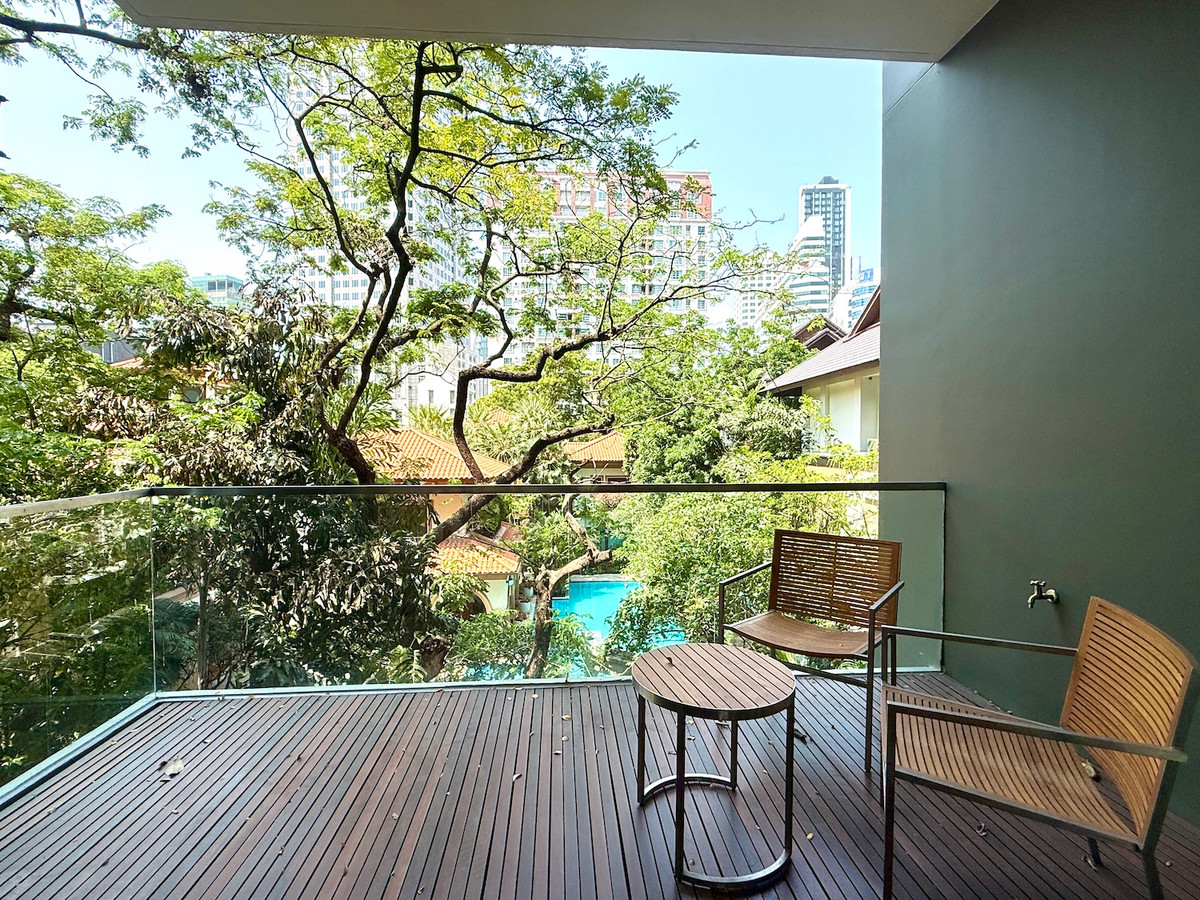 ให้เช่าคอนโดสุขุมวิท อโศก ทองหล่อ : คอนโดห้องใหญ่ 3 ห้องนอน พร้อมระเบียงกว้าง วิวสวน  ใกล้อโศกและพร้อมพงศ์