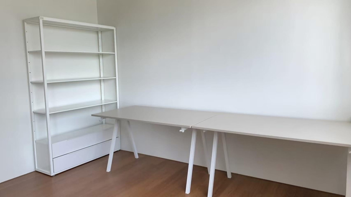 ให้เช่าโกดังเสรีไทย-นิด้า : โฮมออฟฟิศให้เช่า หลังมุม บ้านกลางเมือง ลาดพร้าว เสรีไทย ตกแต่งใหม่ทั้งหมด 52ตรว. ทาวน์โฮม3ชั้น 3นอน 3น้ำ 2ที่จอดรถ