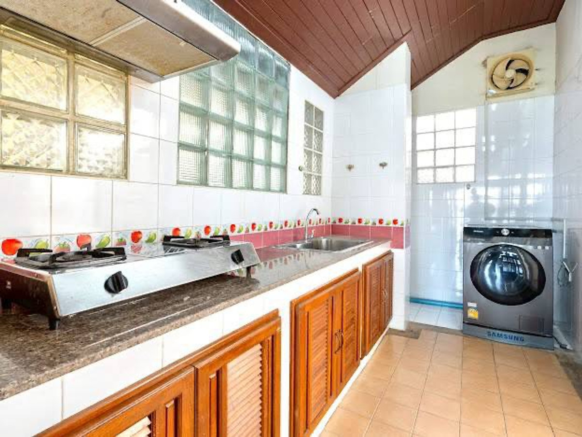 ให้เช่าบ้านบางนา แบริ่ง ลาซาล : ให้เช่า💥สิทธารมย์ รีเจ้นท์ ศรีนครินทร์ (Sittarom Regent Srinakarin) ใกล้ MRT ศรีลาซาล เพียง 400 เมตร | BN78