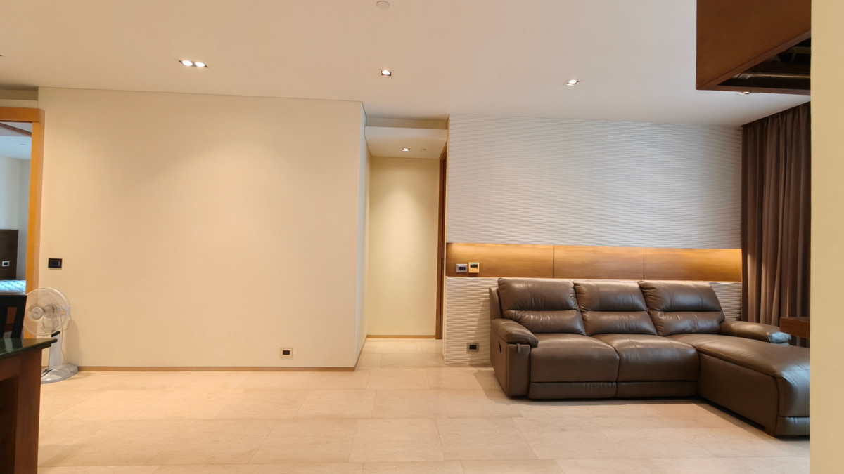 For SaleCondoSilom, Saladaeng, Bangrak : Condo for sale Saladaeng Residences