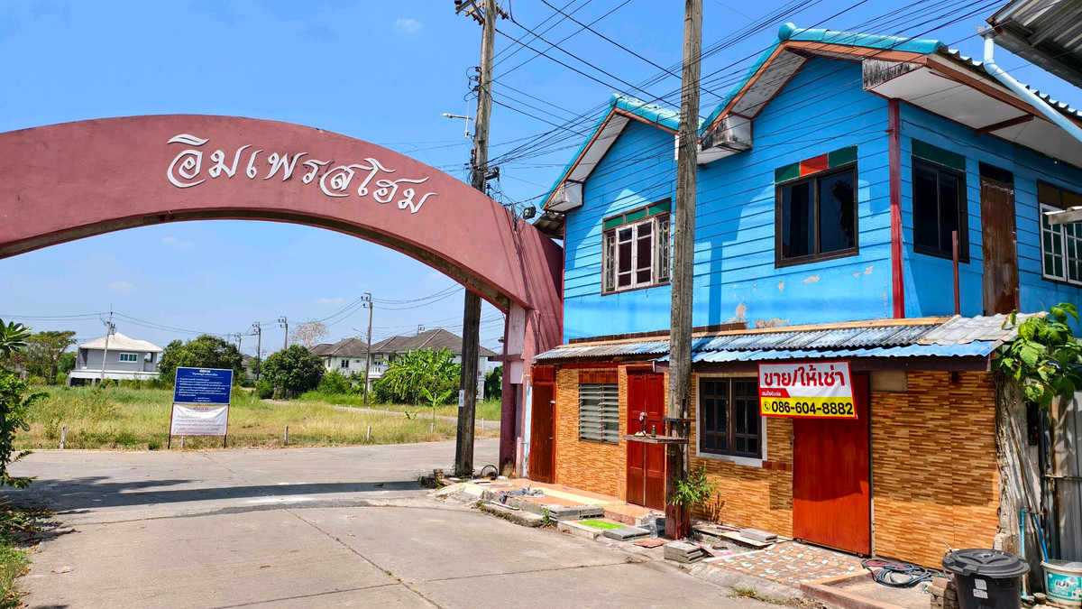 For RentHouseMin Buri, Romklao : For rent, detached house, Soi Pracha Ruamjai 45, next to Wari Phirom Park.