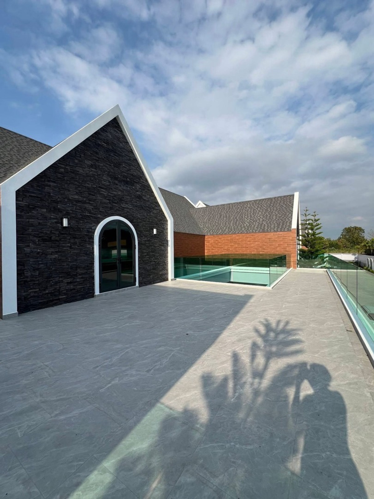 For SaleHousePattaya, Bangsaen, Chonburi : Luxury Pool Villa in Huai Yai Pattaya near Jomtien Beach, Fully Furnished with Private Pool and High Rental Yield 10.5% in EEC Growth Area  
