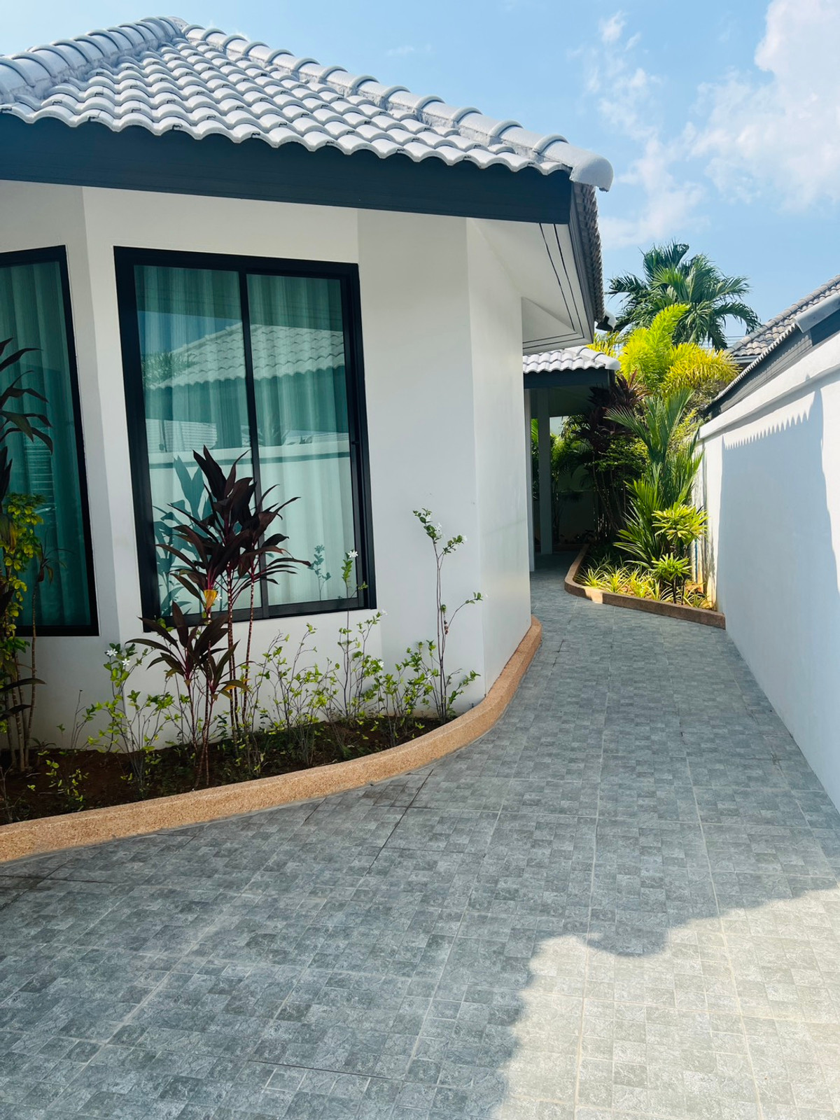 ขายบ้านพัทยา บางแสน ชลบุรี สัตหีบ : บ้านเดี่ยว นิบบาน่า เชด / 3 ห้องนอน (ขาย), House Nibbana Shade / 3 Bedrooms (FOR SALE) AM111