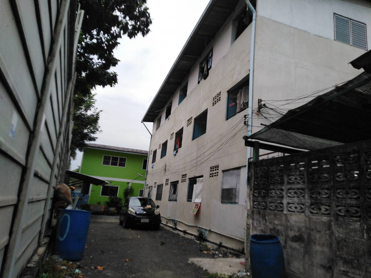 ขายท่าพระ ตลาดพลู วุฒากาศ : ขายอพาร์ทเม้นท ซอยเทอดไทย 83  ที่ดิน165ตรว. 30ห้อง ผู้เช่าเต็ม  รับรายได้ทันที ขายต่ำกว่าราคาประเมิน