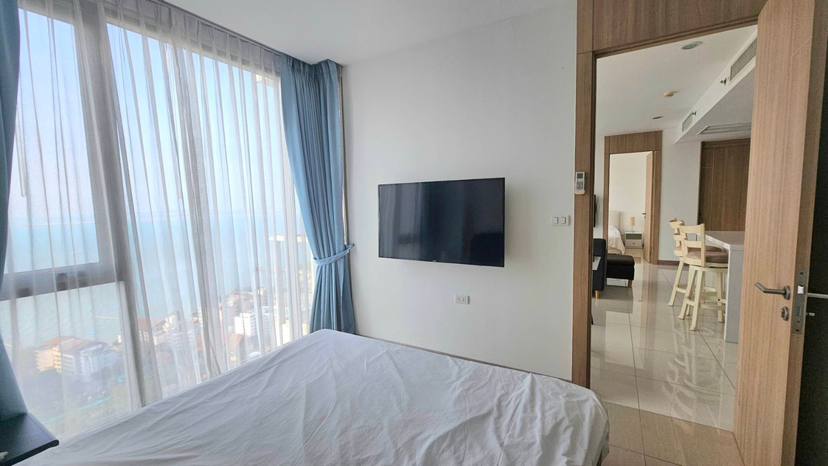 ให้เช่าคอนโดพัทยา บางแสน ชลบุรี สัตหีบ : ให้เช่าเดอะริเวียร่าวงศ์อมาตย์บีช 50,000 บาท/เดือน | 2 ห้องนอน 2 ห้องน้ำ | 70 ตรม. | วิวทะเล | 37 ชั้น